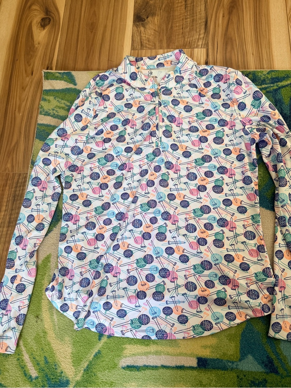 Golf 1/4 zip size small